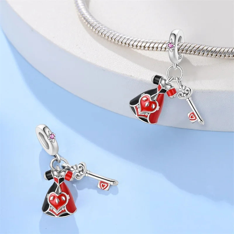Queen Costume Alice in Wonderland Disney Charm